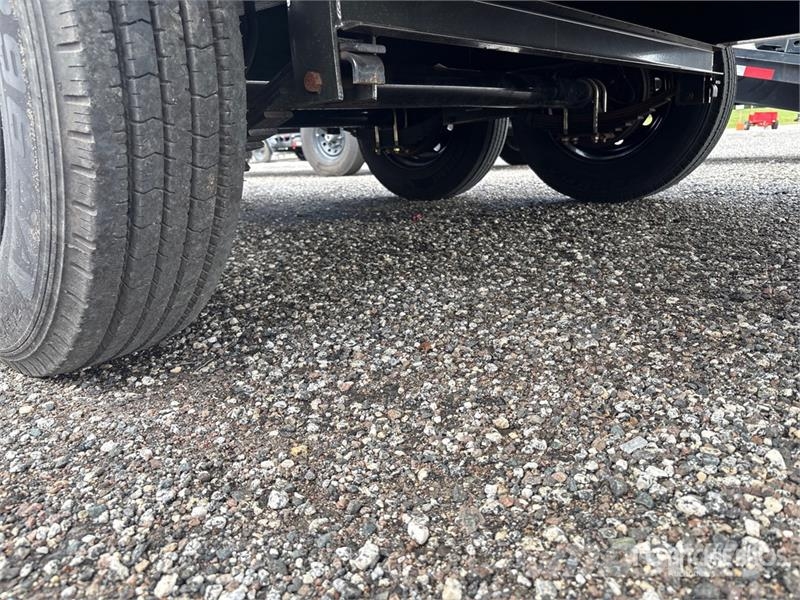  MaxxD 40 ft T/A Equipment Trailer Rimorchio per il trasporto di veicoli