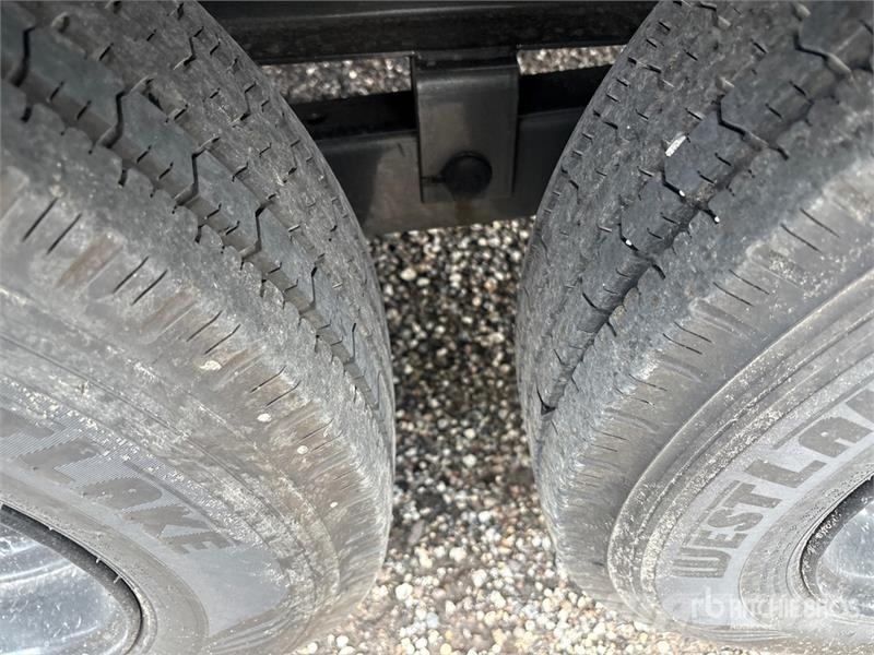  MaxxD 40 ft T/A Equipment Trailer Rimorchio per il trasporto di veicoli