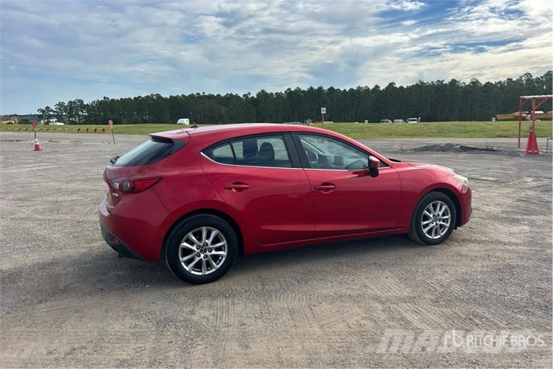 Mazda 3 Automobile 汽车