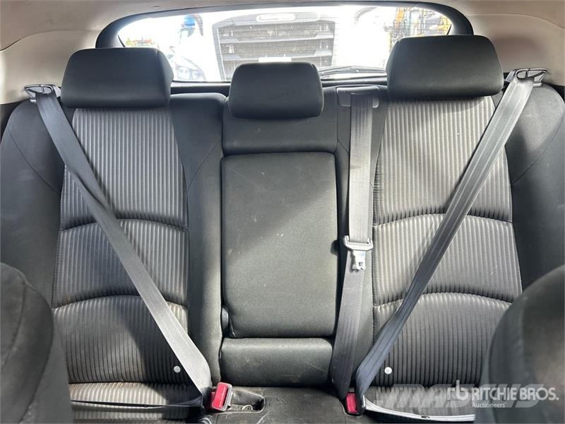 Mazda 3 Automobile 汽车