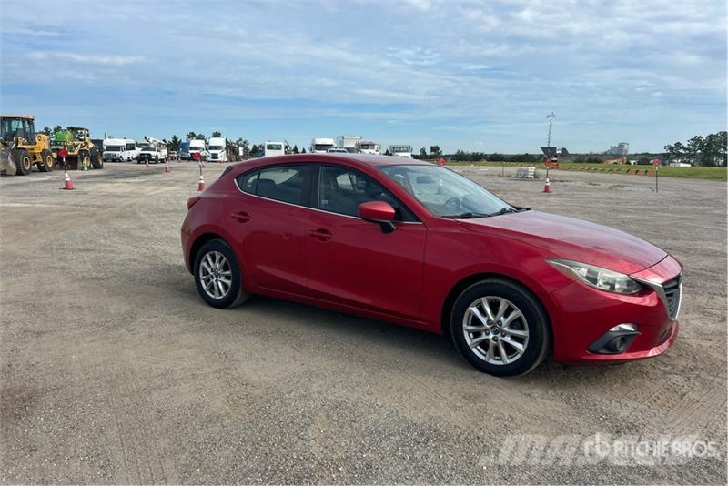 Mazda 3 Automobile 汽车