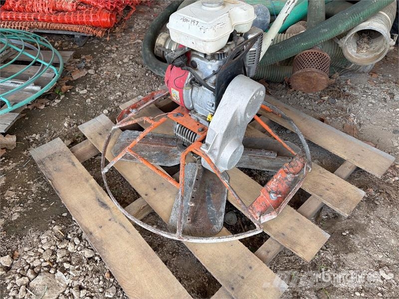MBW INC TROWEL Power Trowel Skje