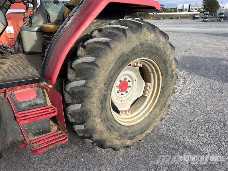McCormick CX 100 4WD Tractor Трактора