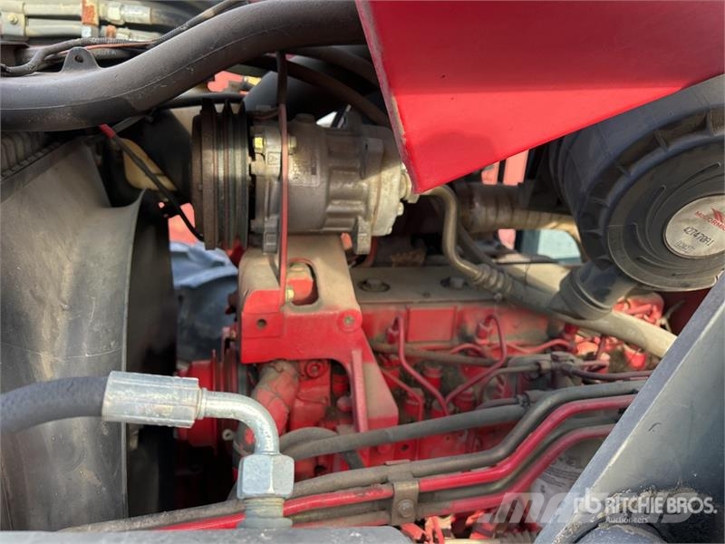 McCormick CX 100 4WD Tractor Трактора