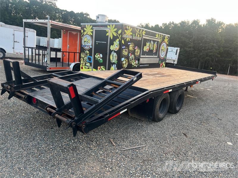 Mcelrath B25M10M 20000 lb 25 ft T/A Equipment Trai Ремаркета за превоз на автомобили