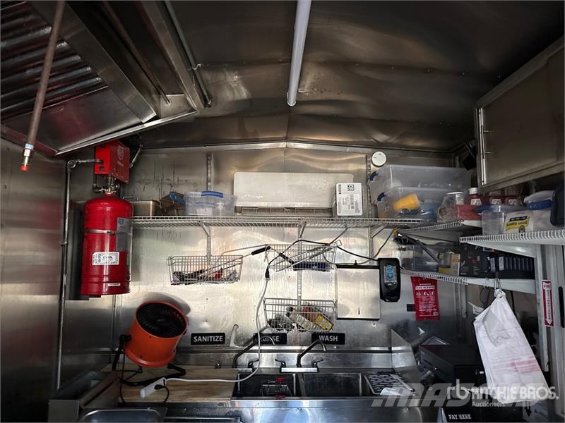  McGruber 12 ft T/A Food Concession Trailer Citas piekabes