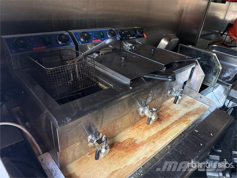  McGruber 12 ft T/A Food Concession Trailer Citas piekabes