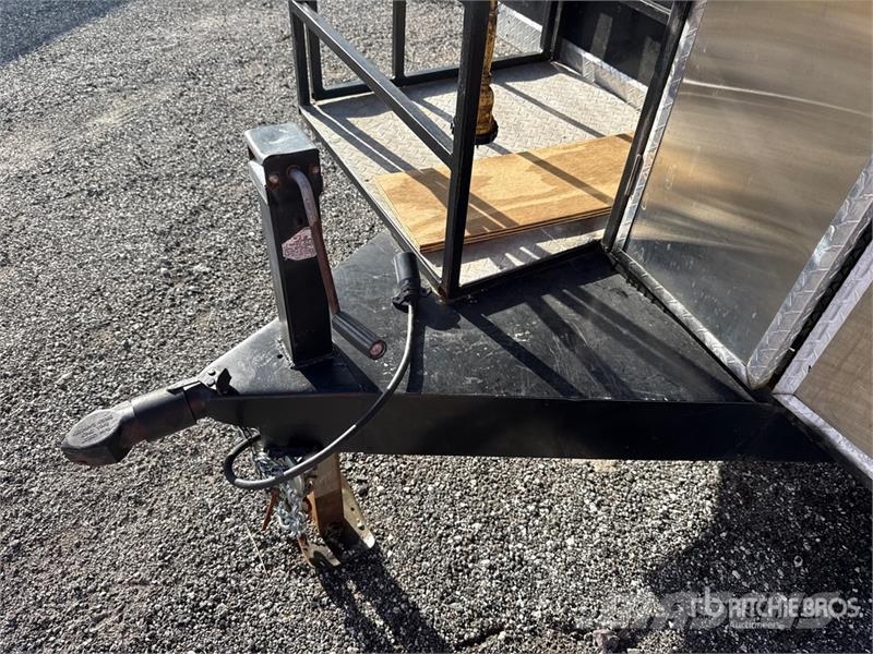  McGruber 12 ft T/A Food Concession Trailer Citas piekabes
