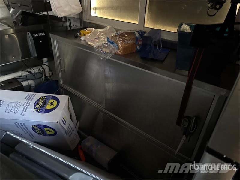  McGruber 12 ft T/A Food Concession Trailer Citas piekabes
