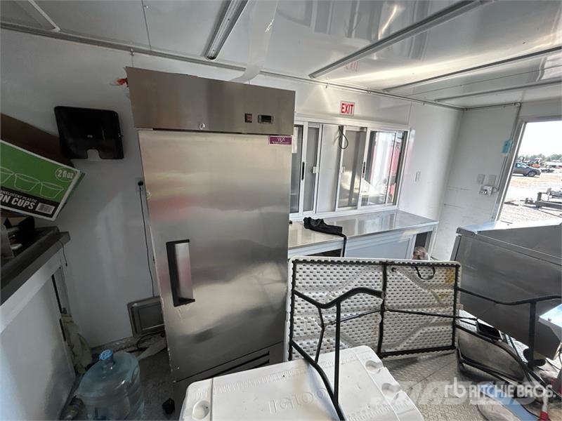  McGuber 16 ft T/A Food Concession Trailer 其他拖車