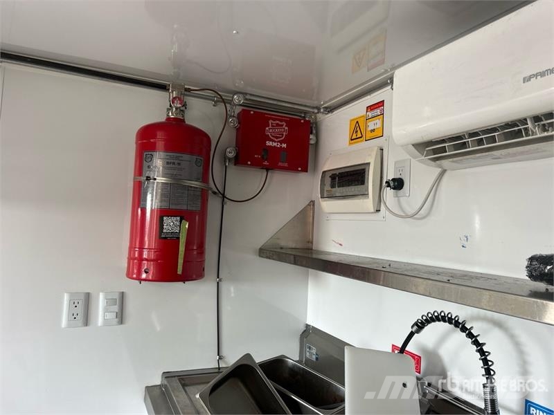  McGuber 16 ft T/A Food Concession Trailer 其他拖車