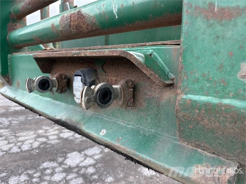 McLendon FT45L 45 ft T/A Log Trailer Puuperävaunut