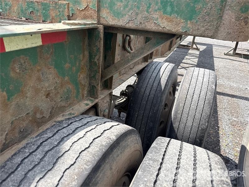 McLendon FT45L 45 ft T/A Log Trailer Puuperävaunut