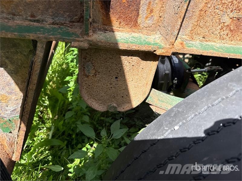 McLendon FT45L 45 ft T/A Log Trailer (Inoperable) Puuperävaunut