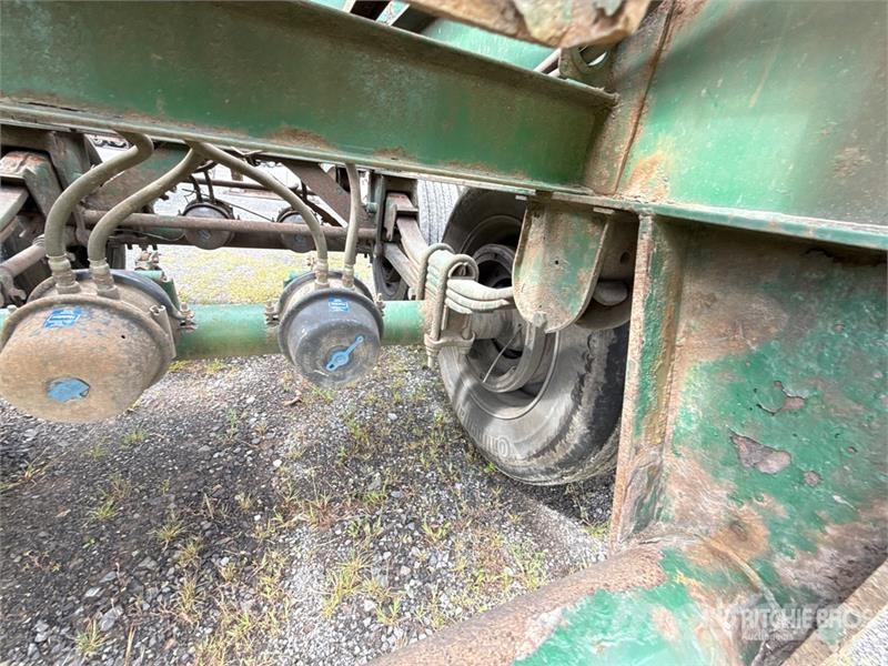 McLendon FT45L 45 ft T/A Log Trailer Puuperävaunut