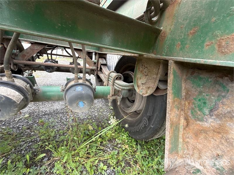 McLendon FT45L 45 ft T/A Log Trailer Puuperävaunut
