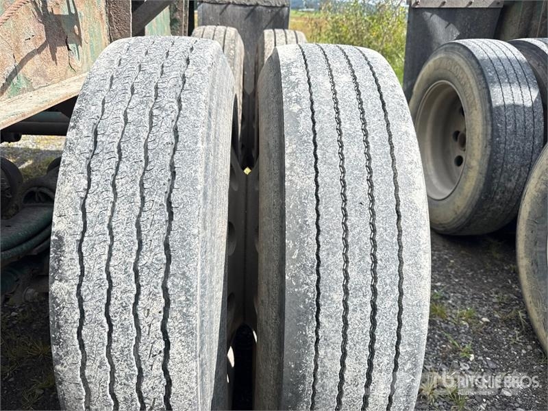 McLendon FT45L 45 ft T/A Log Trailer Puuperävaunut