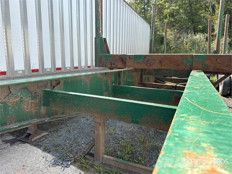 McLendon FT45L 45 ft T/A Log Trailer (Inoperable) Puuperävaunut