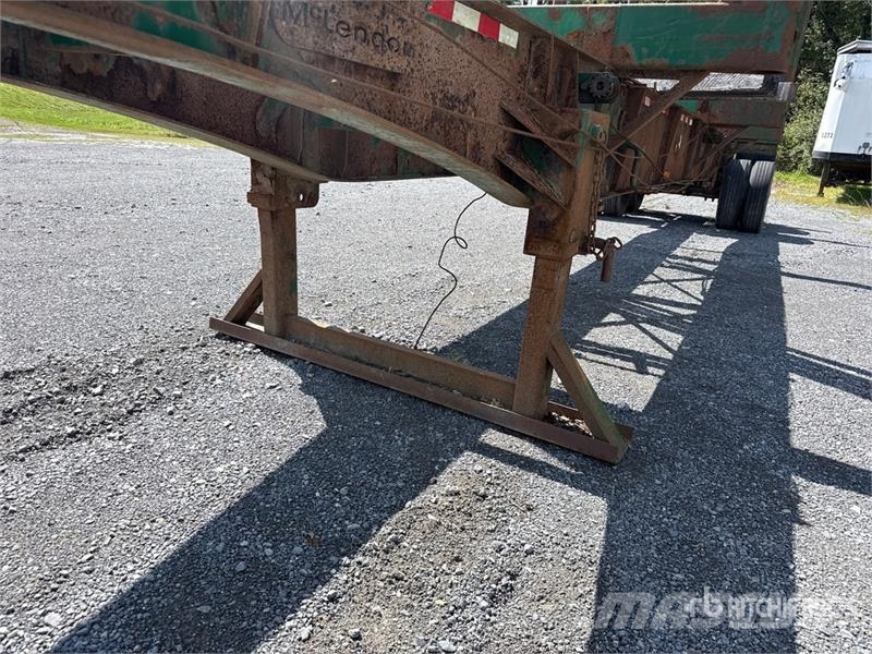McLendon FT45L 45 ft T/A Log Trailer (Inoperable) Timber trailers