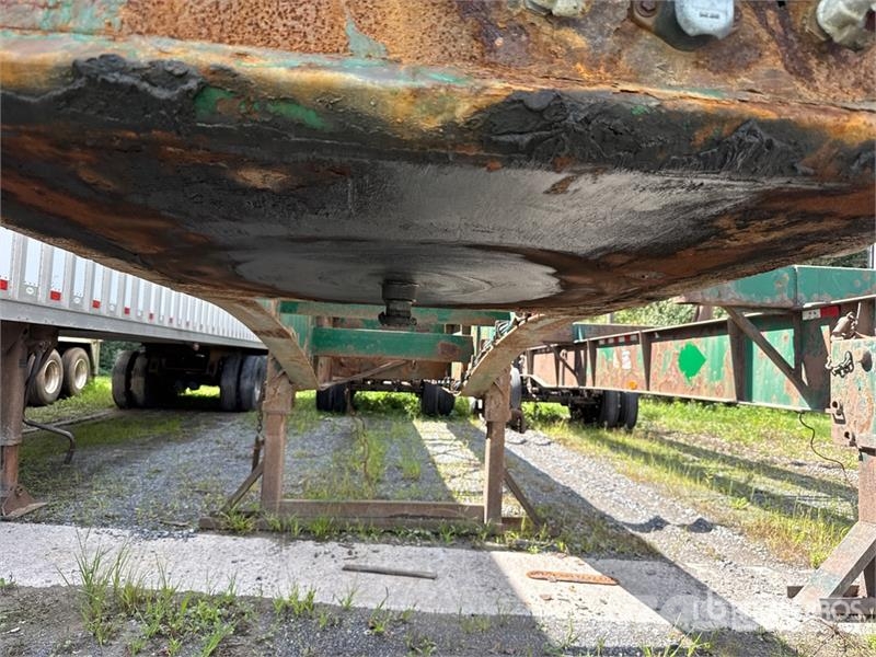 McLendon FT45L 45 ft T/A Log Trailer (Inoperable) Puuperävaunut