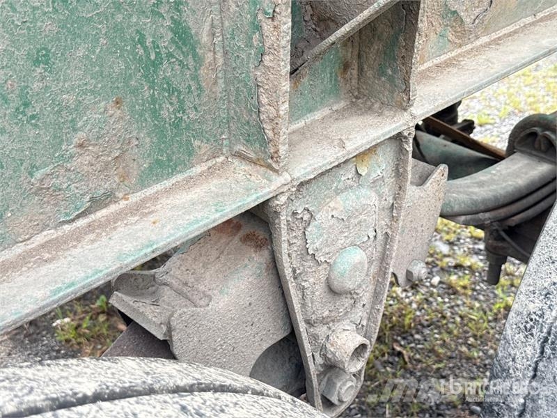 McLendon FT45L 45 ft T/A Log Trailer Puuperävaunut