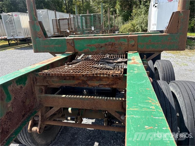 McLendon FT45L 45 ft T/A Log Trailer (Inoperable) Timber trailers