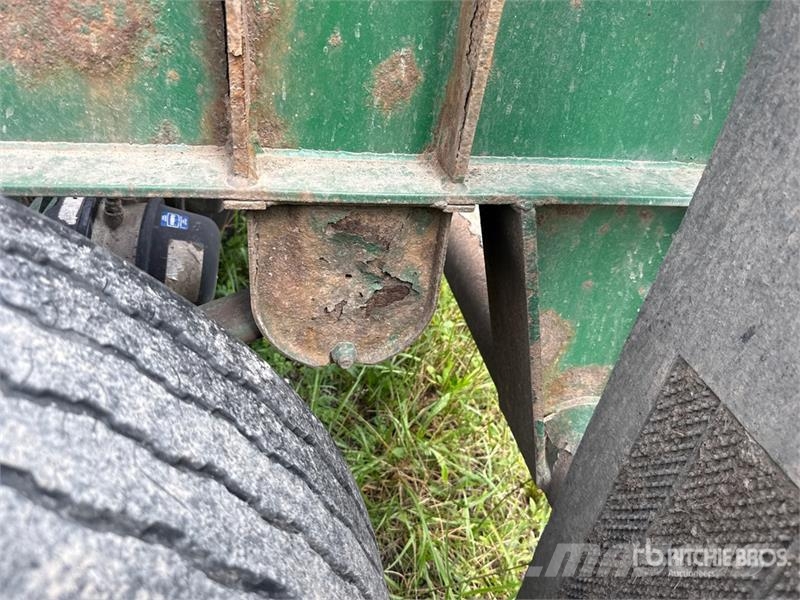 McLendon FT45L 45 ft T/A Log Trailer Puuperävaunut