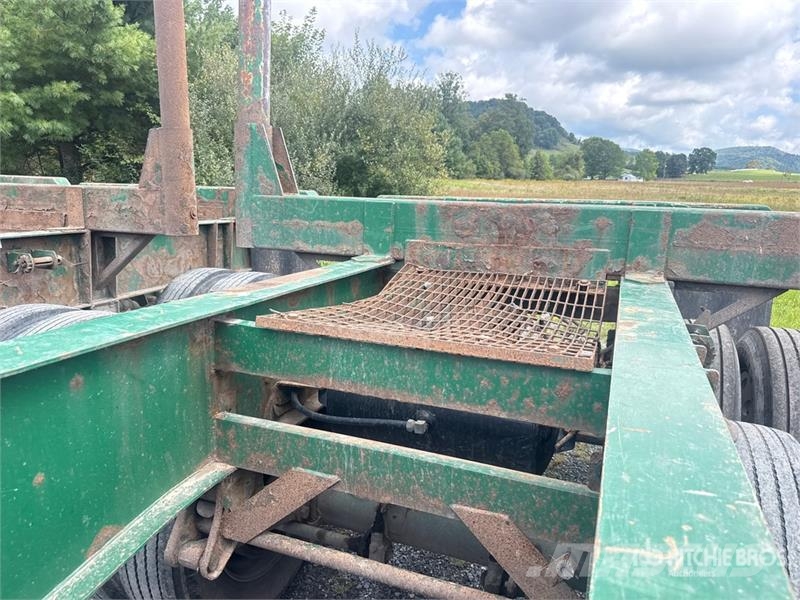 McLendon FT45L 45 ft T/A Log Trailer Puuperävaunut