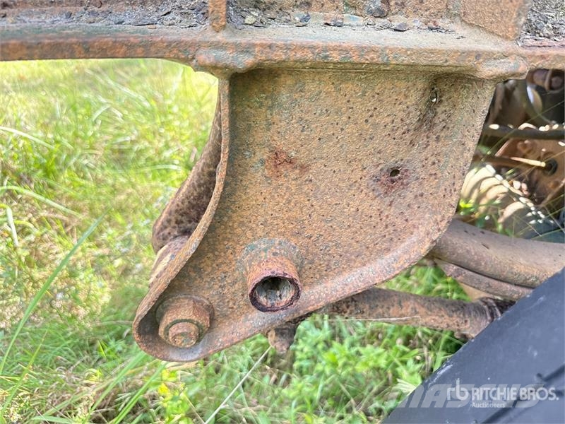McLendon FT45L 45 ft T/A Pole Log Trailer (Inoperable) 목재용 트레일러