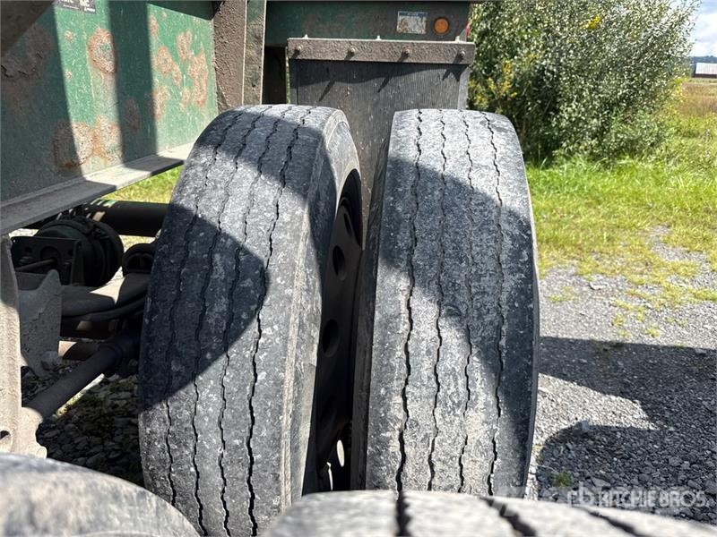 McLendon FT45L 45 ft T/A Log Trailer Puuperävaunut