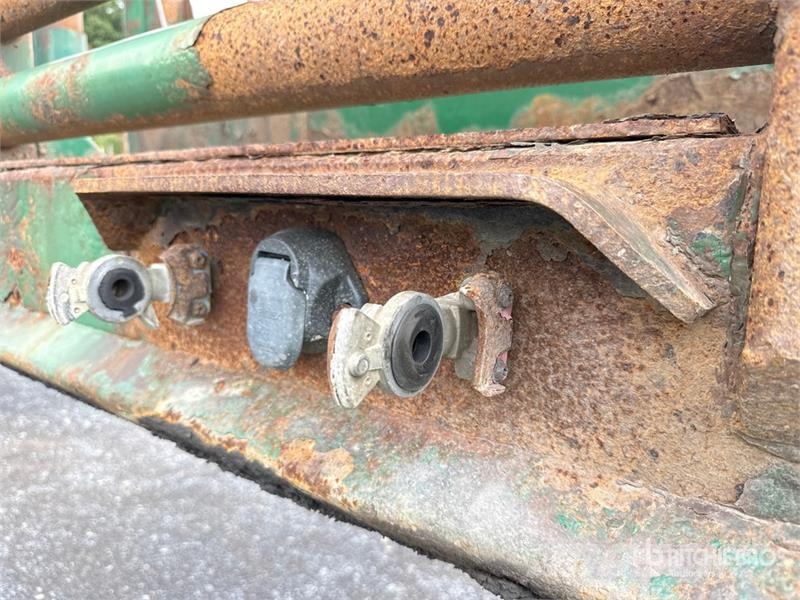 McLendon FT45L 45 ft T/A Log Trailer Puuperävaunut