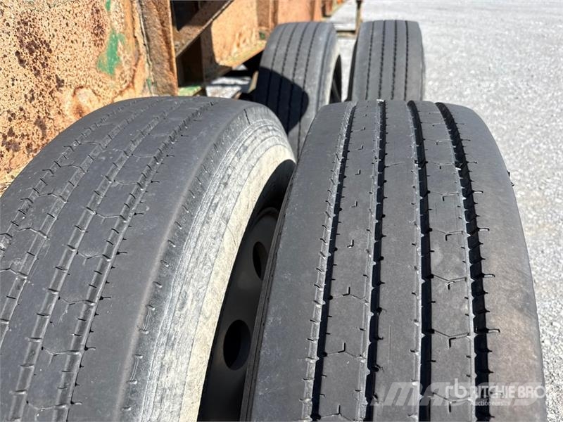 McLendon FT45L 45 ft T/A Log Trailer (Inoperable) Timber trailers