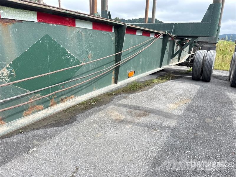 McLendon FT45L 45 ft T/A Log Trailer Puuperävaunut