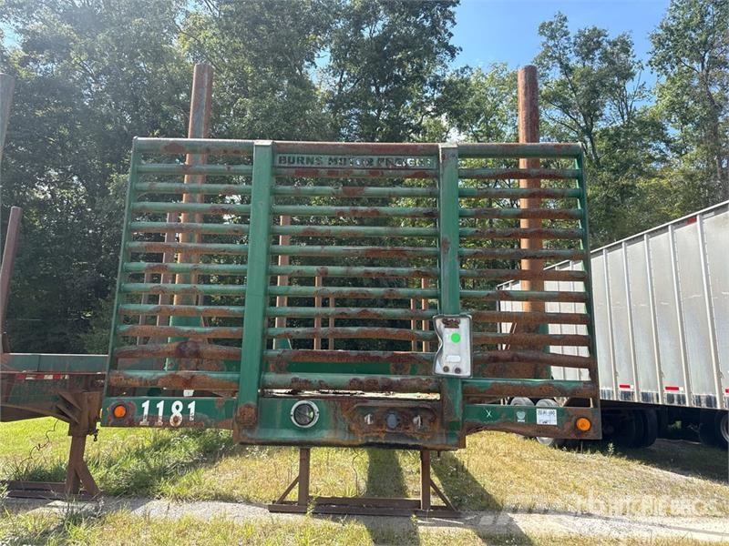 McLendon FT45L 45 ft T/A Log Trailer (Inoperable) Puuperävaunut