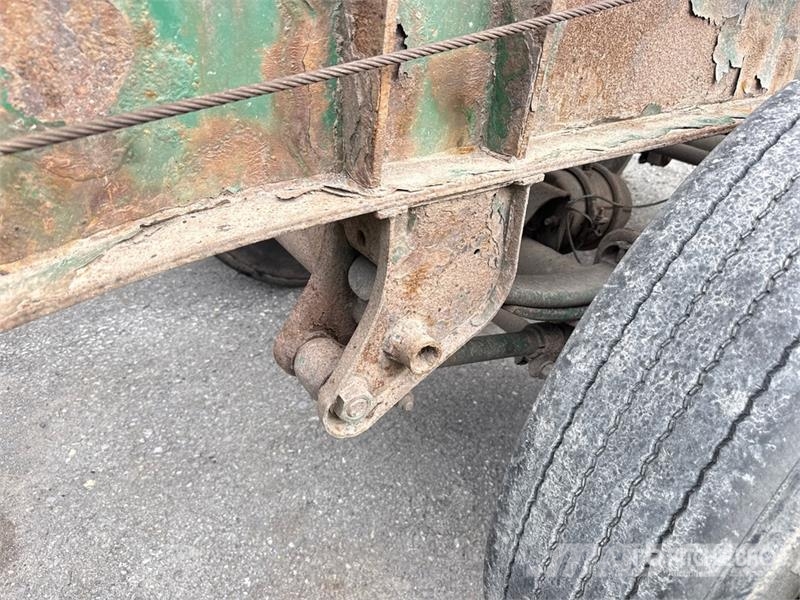 McLendon FT45L 45 ft T/A Log Trailer Puuperävaunut