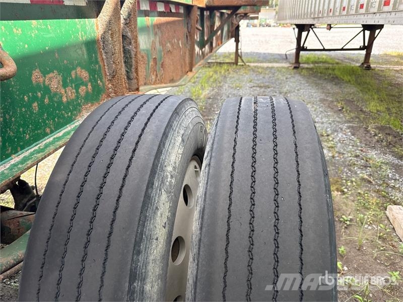 McLendon FT45L 45 ft T/A Log Trailer (Inoperable) Puuperävaunut