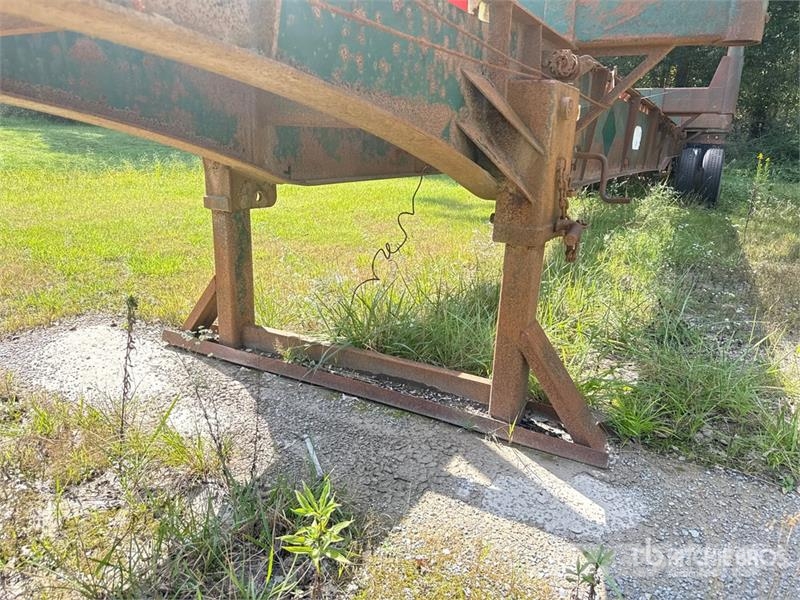 McLendon FT45L 45 ft T/A Pole Log Trailer (Inoperable) 목재용 트레일러