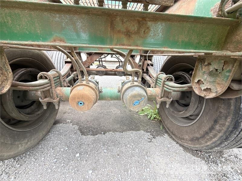 McLendon FT45L 45 ft T/A Log Trailer Puuperävaunut