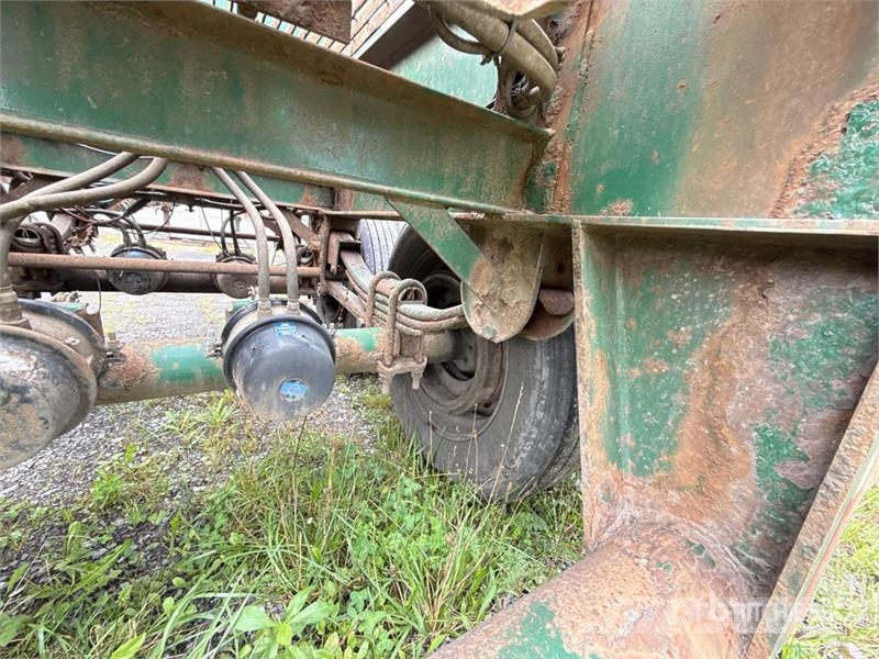 McLendon FT45L 45 ft T/A Log Trailer Puuperävaunut