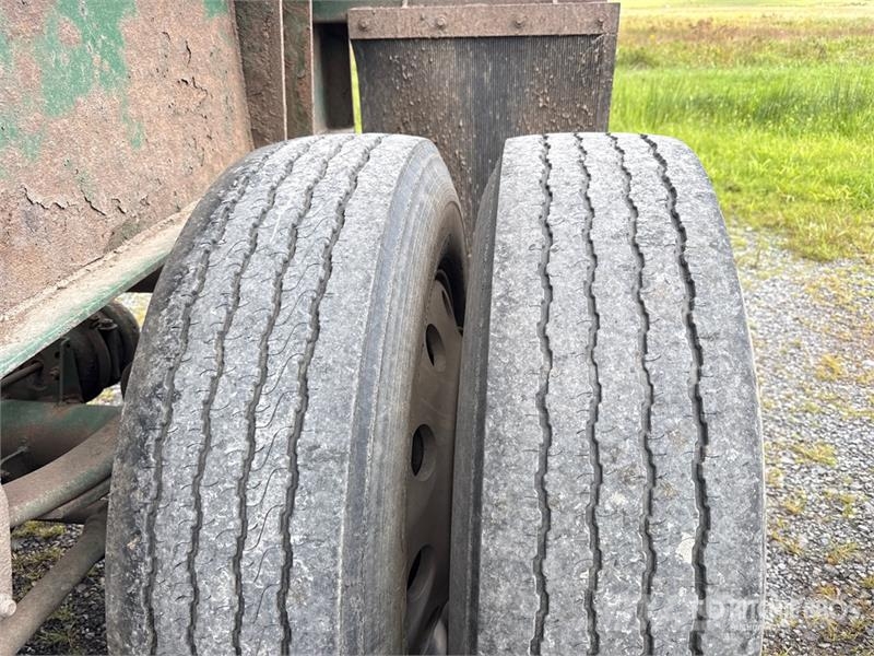 McLendon FT45L 45 ft T/A Log Trailer Puuperävaunut