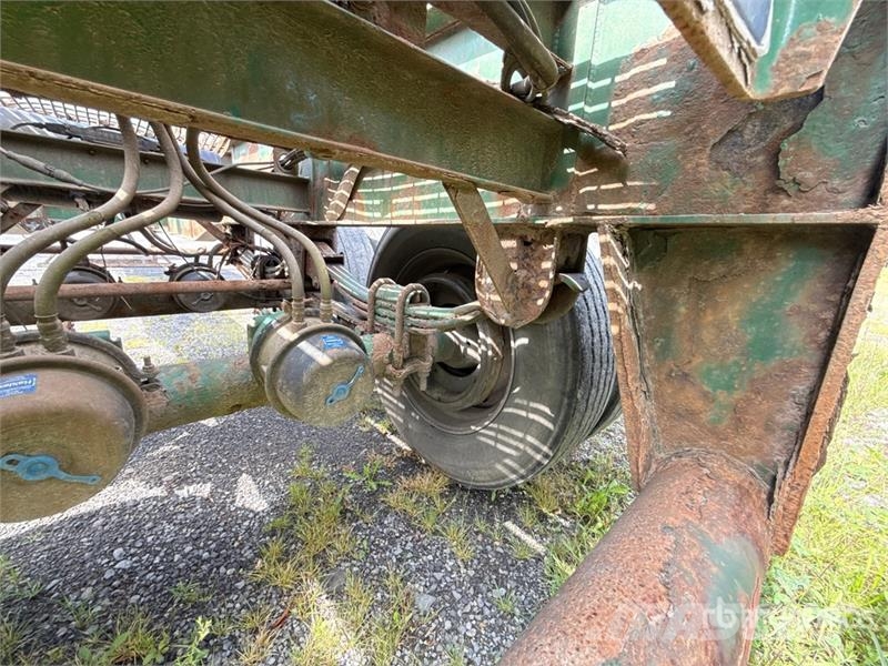 McLendon FT45L 45 ft T/A Log Trailer Puuperävaunut