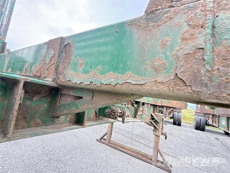 McLendon FT45L 45 ft T/A Log Trailer Kokvedēju piekabes
