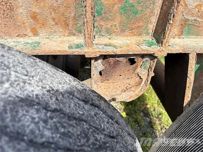 McLendon FT45L 45 ft T/A Log Trailer Puuperävaunut