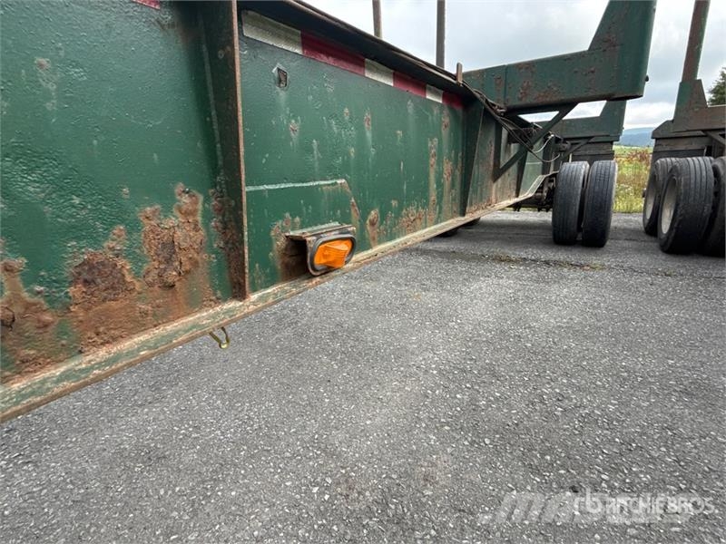 McLendon FT45L 45 ft T/A Log Trailer (Inoperable) Puuperävaunut