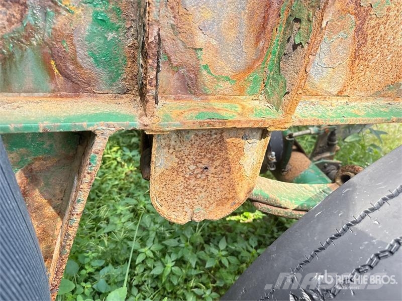 McLendon FT45L 45 ft T/A Log Trailer (Inoperable) Puuperävaunut