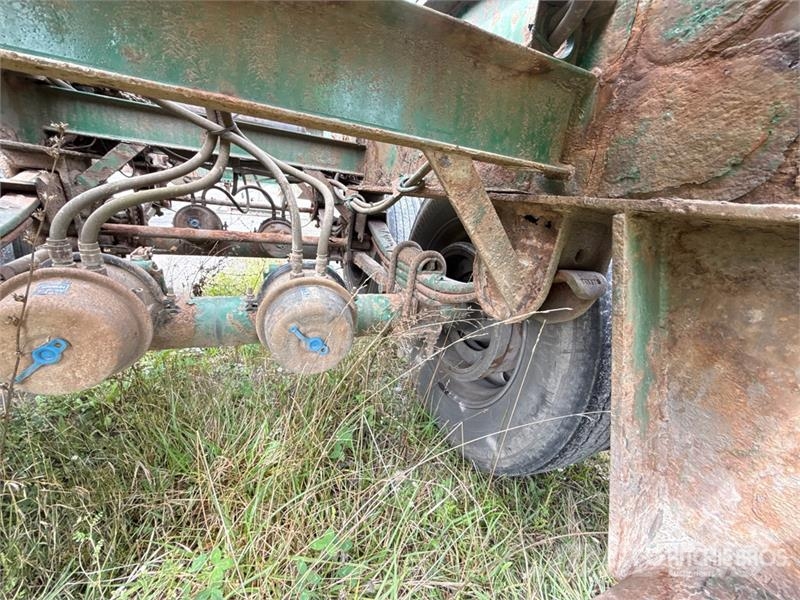 McLendon FT45L 45 ft T/A Log Trailer Puuperävaunut