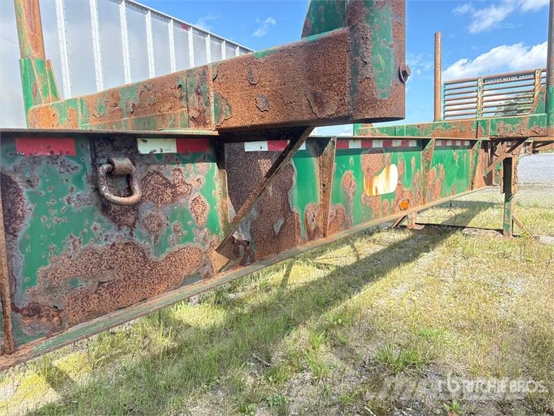 McLendon FT45L 45 ft T/A Log Trailer (Inoperable) Puuperävaunut