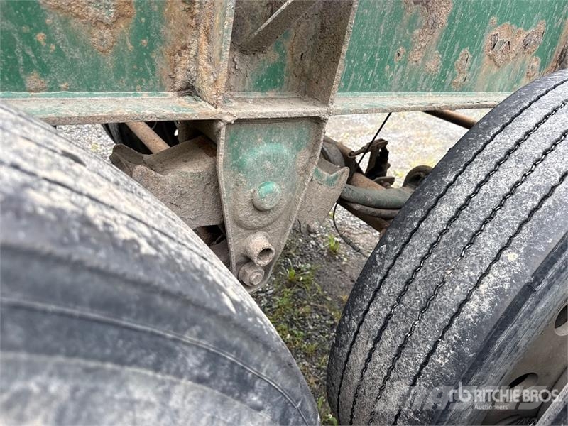 McLendon FT45L 45 ft T/A Log Trailer Puuperävaunut