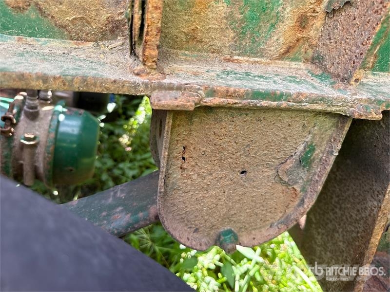 McLendon FT45L 45 ft T/A Log Trailer (Inoperable) Puuperävaunut