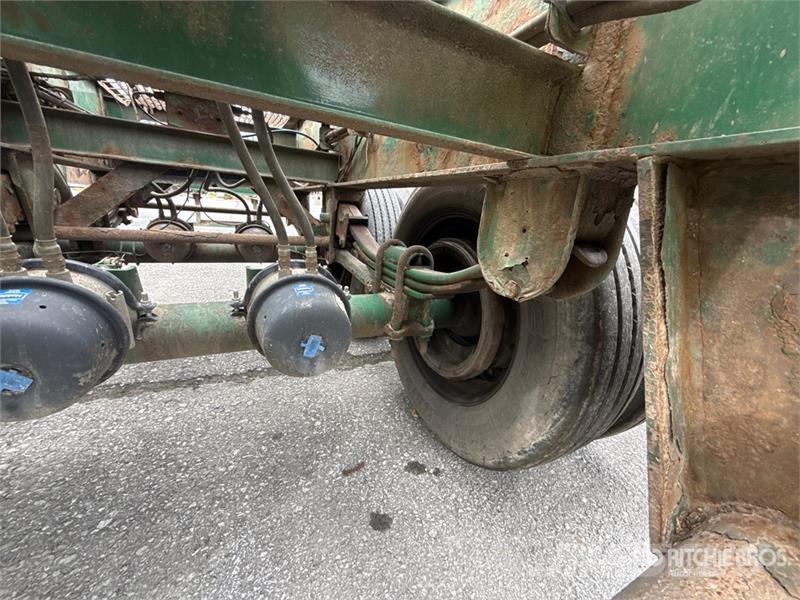 McLendon FT45L 45 ft T/A Log Trailer Kokvedēju piekabes